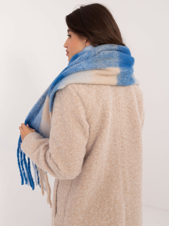 Elegáns kék sál kockás mintával