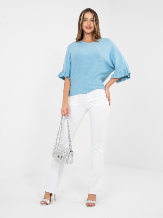 Elegáns kék színű pulóver 3/4-es ujjakkal és fodorral