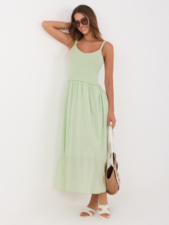 Pisztáciazöld színű vállpántos maxi ruha
