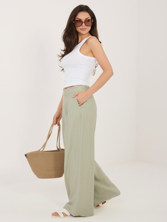 Pisztáciaszínű viszkózból készült palazzo nadrág