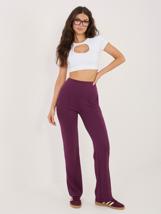 Sötétlila színű egyenes szárú sportnadrág