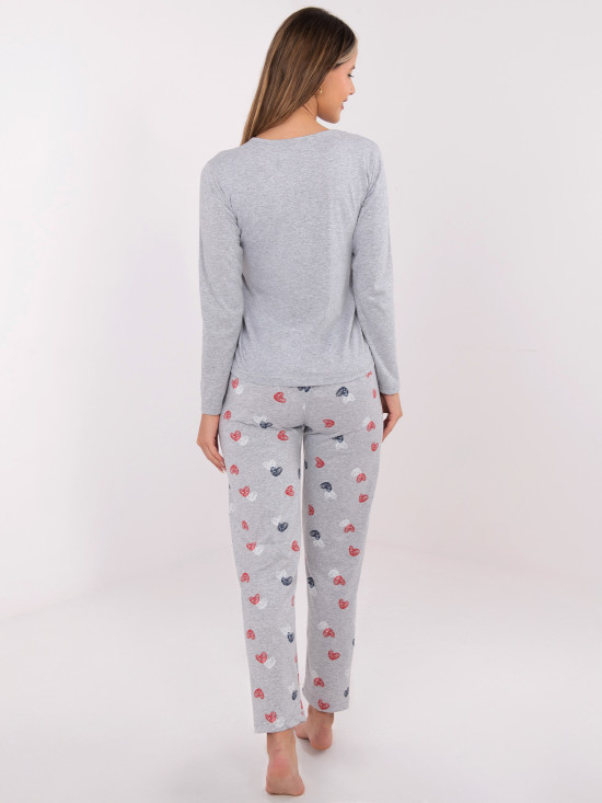Női szürke pizsama nyomott mintával, hosszú ujjú