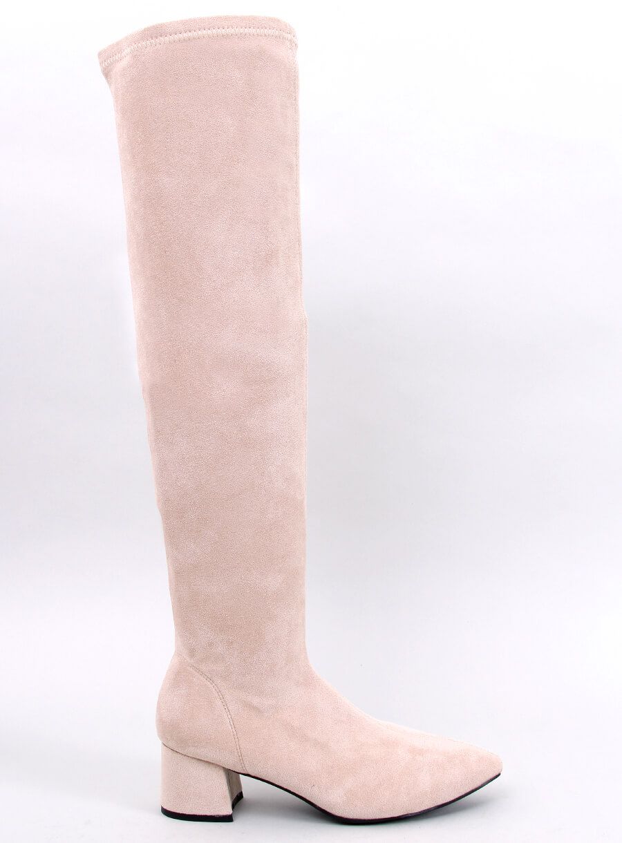 Tejfelszínű velúr combcsizma