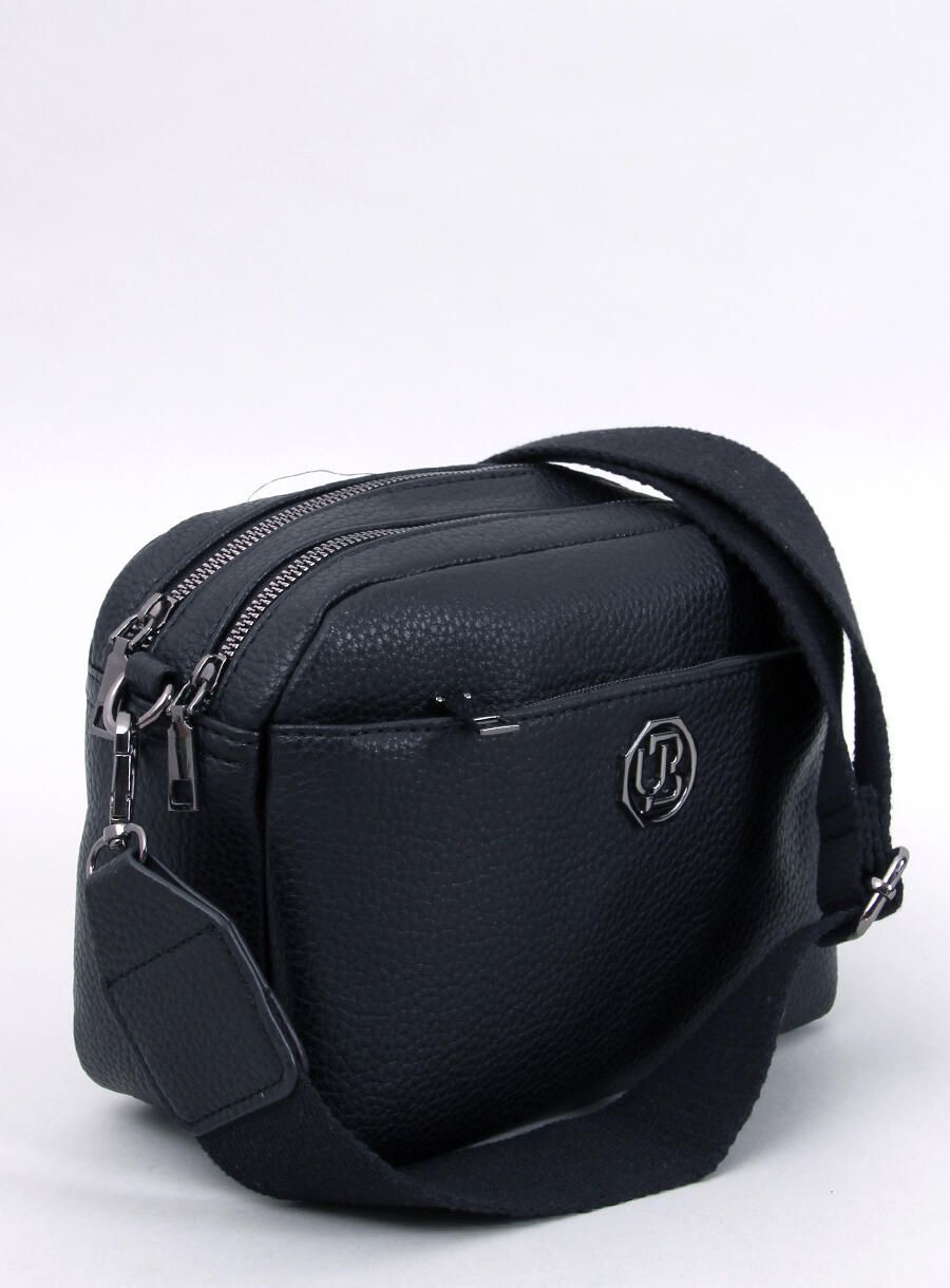 Fekete színű  crossbody táska