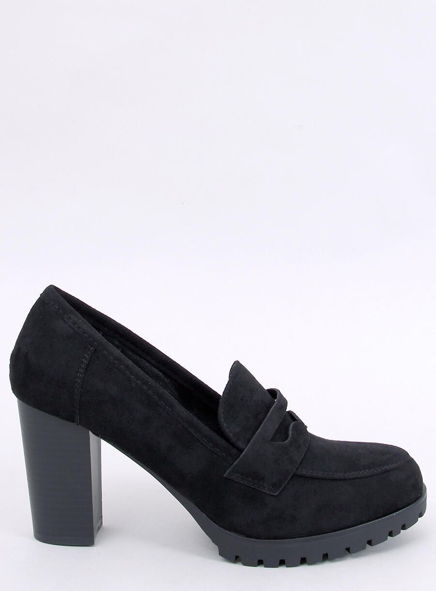 Fekete színű női magassarkú mokaszin