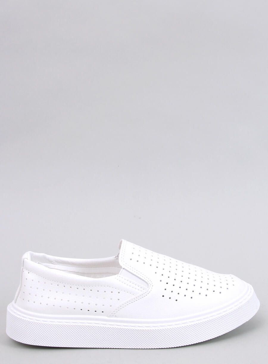 Perforált slip-on tornacipő - fehér színű