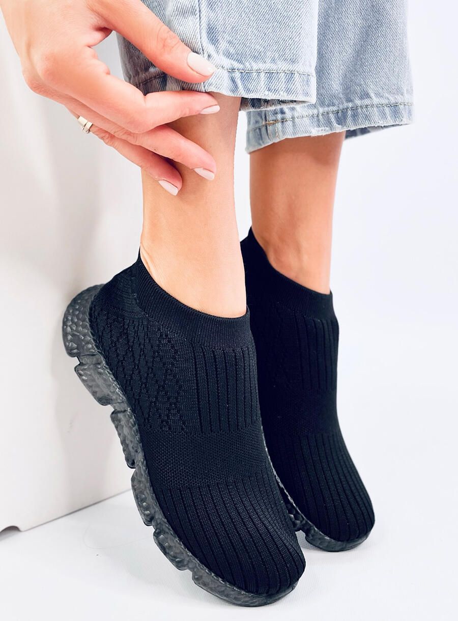 Női szövet slip-on tornacipő - fekete színű