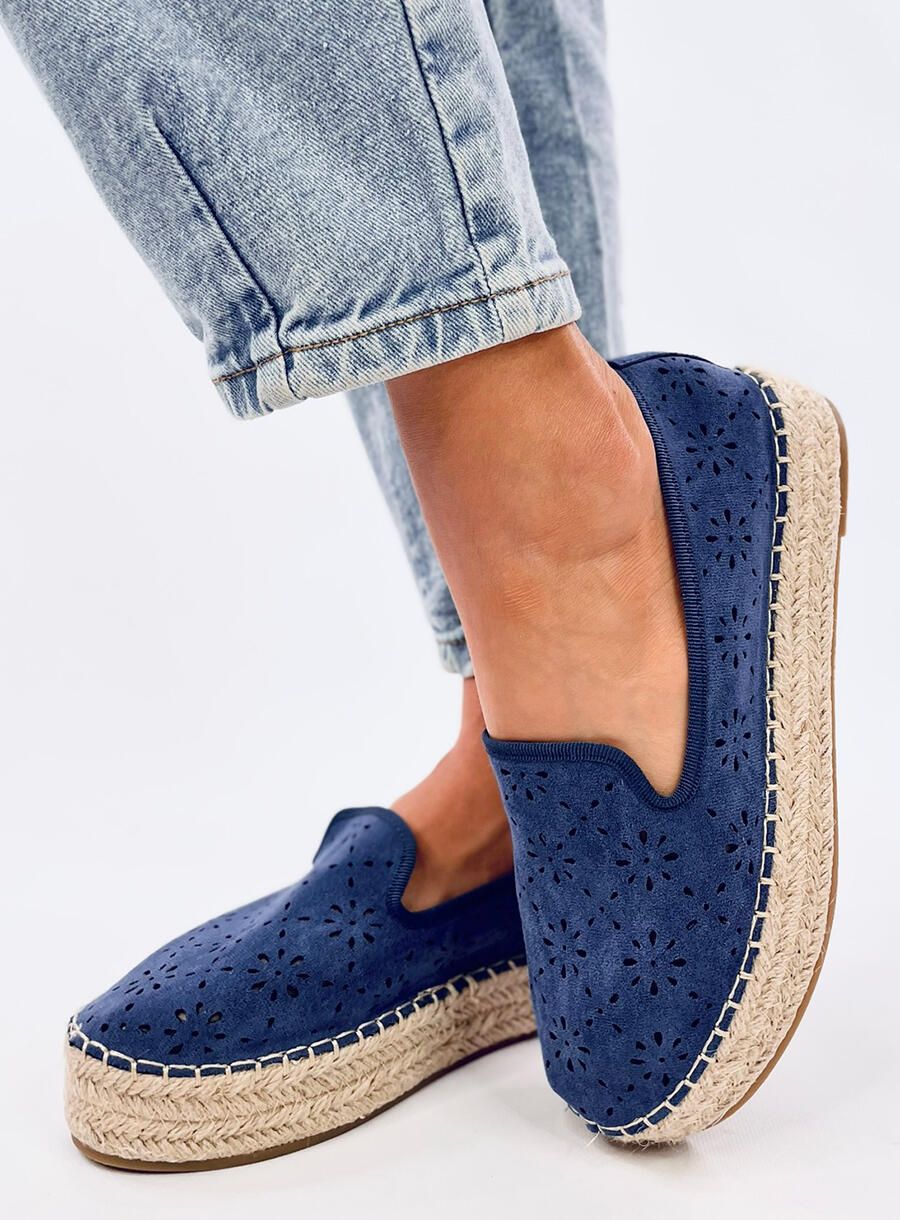 Kék színű perforált velúr espadrilles cipő