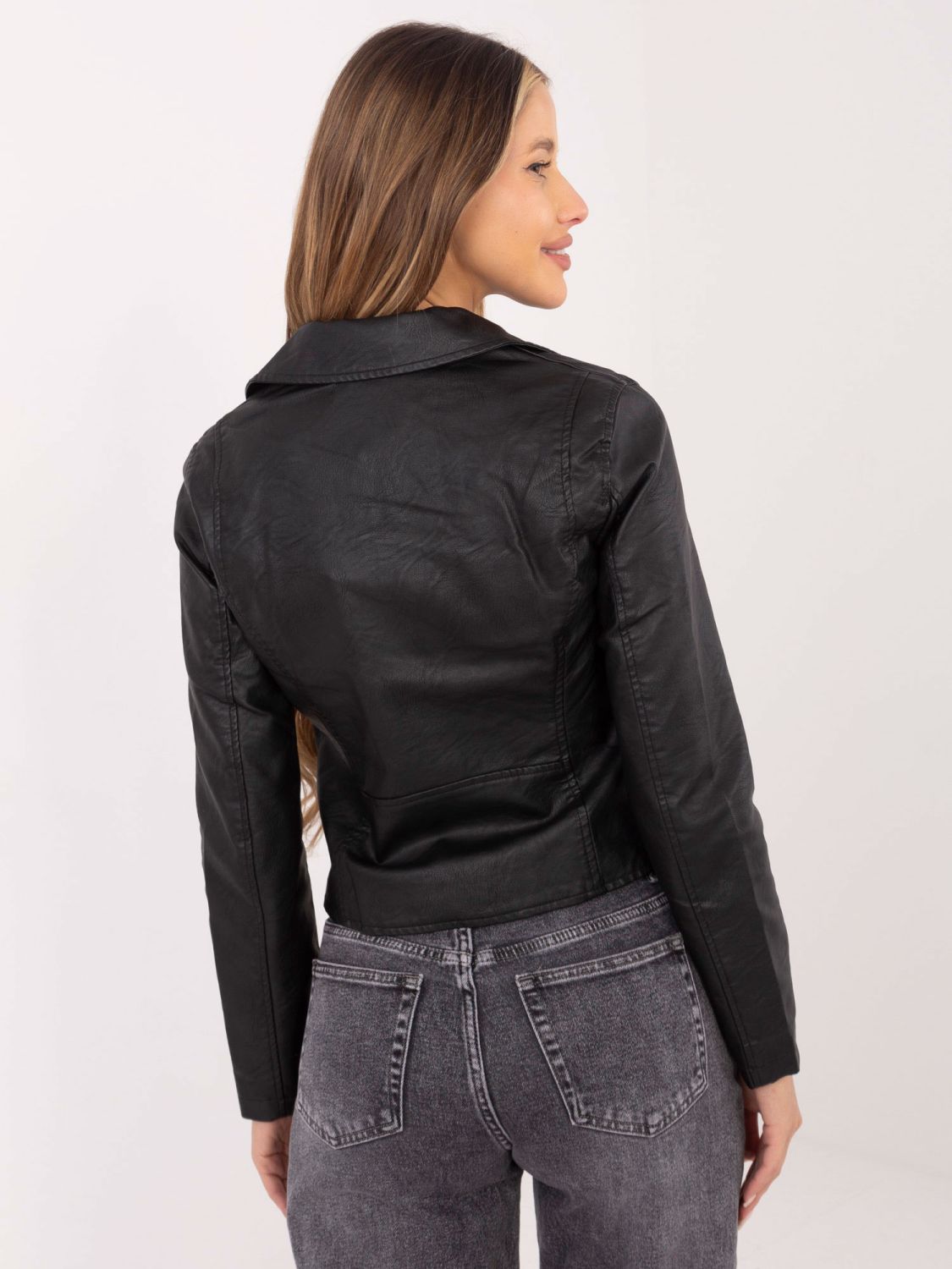 Fekete női ramoneska