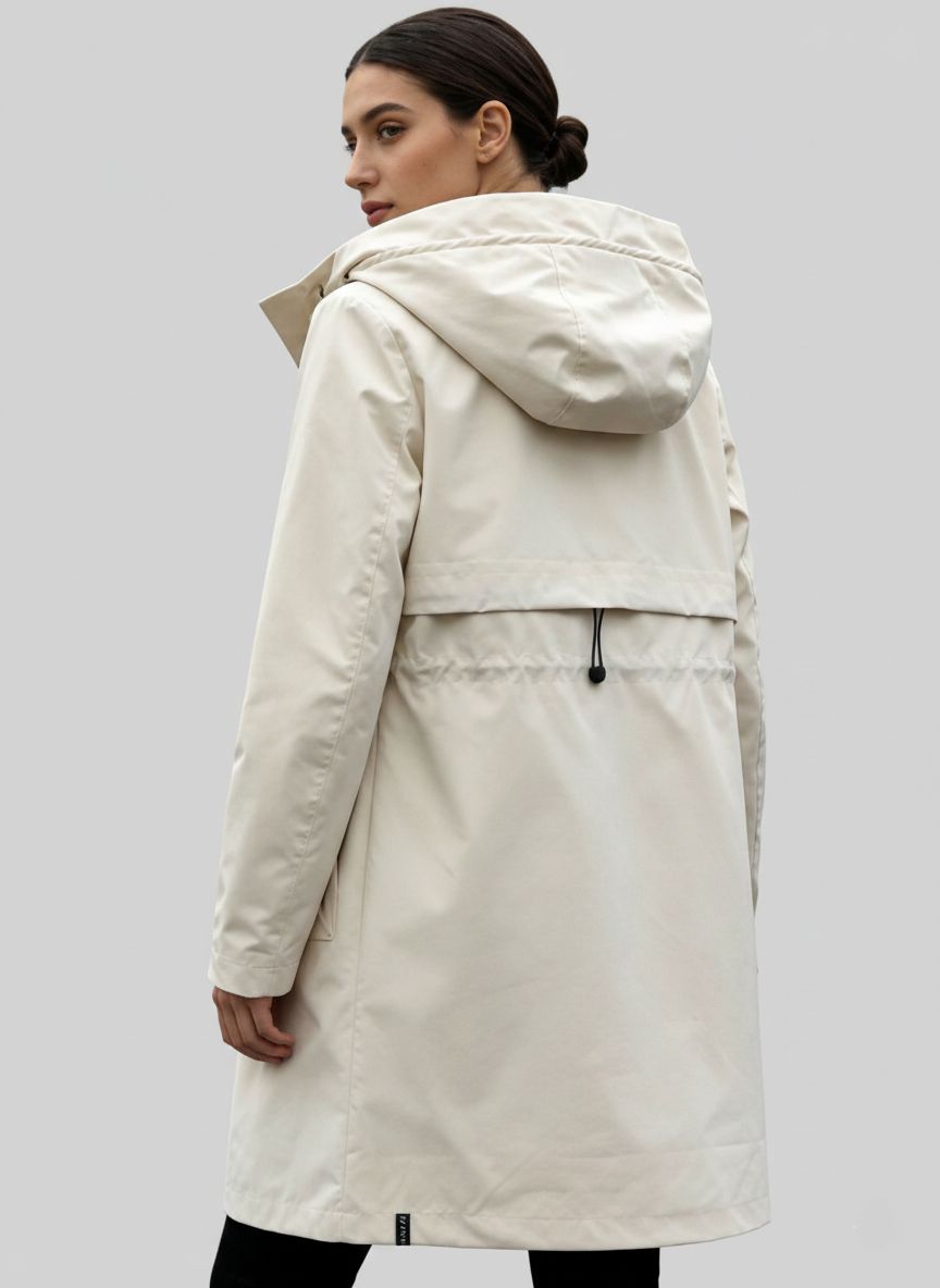 Krémszínű tavaszi parka állítható derékkal
