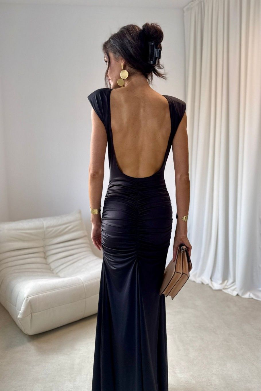 Aurelia – fekete színű maxi ruha