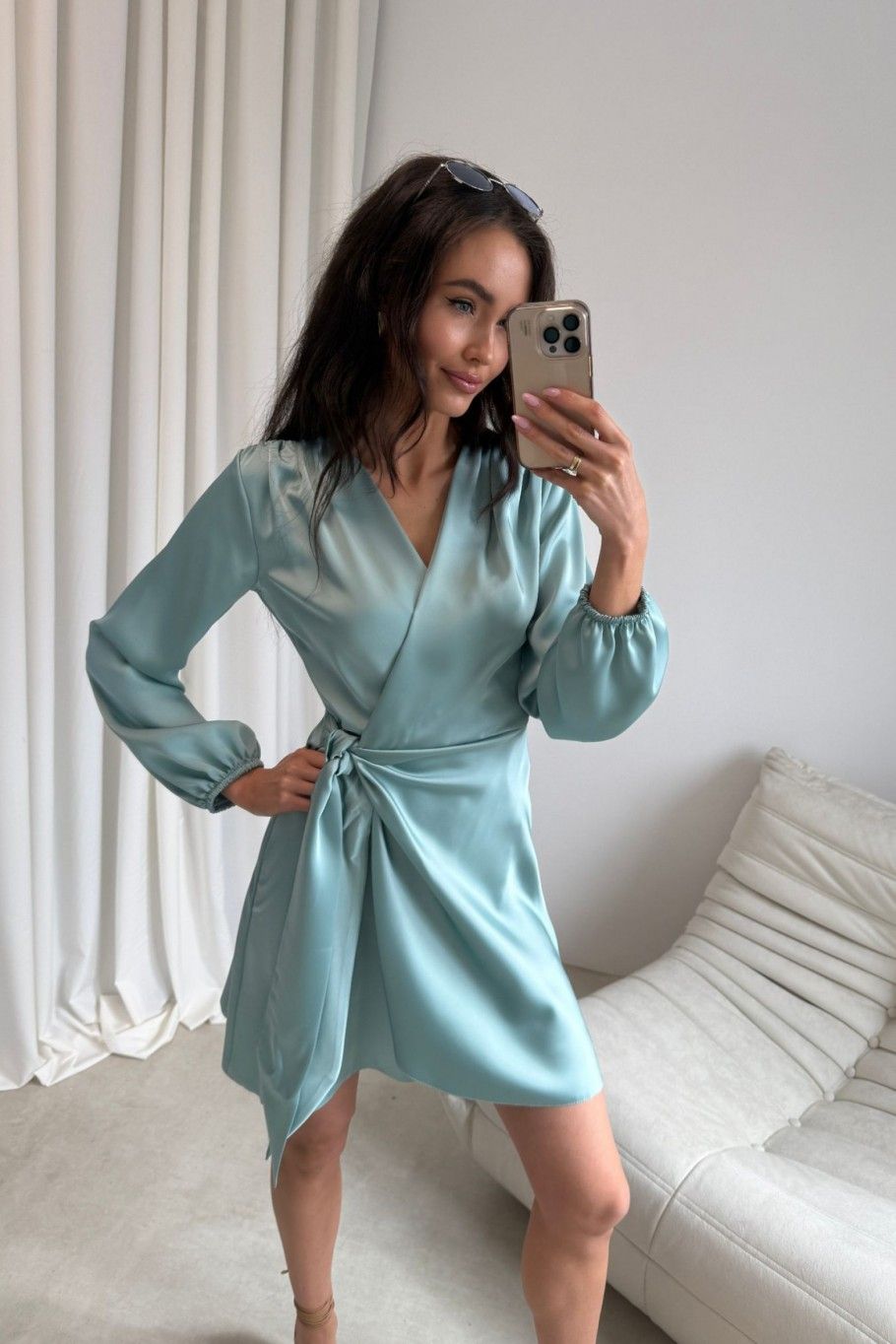 Catlin – mentaszínű miniruha