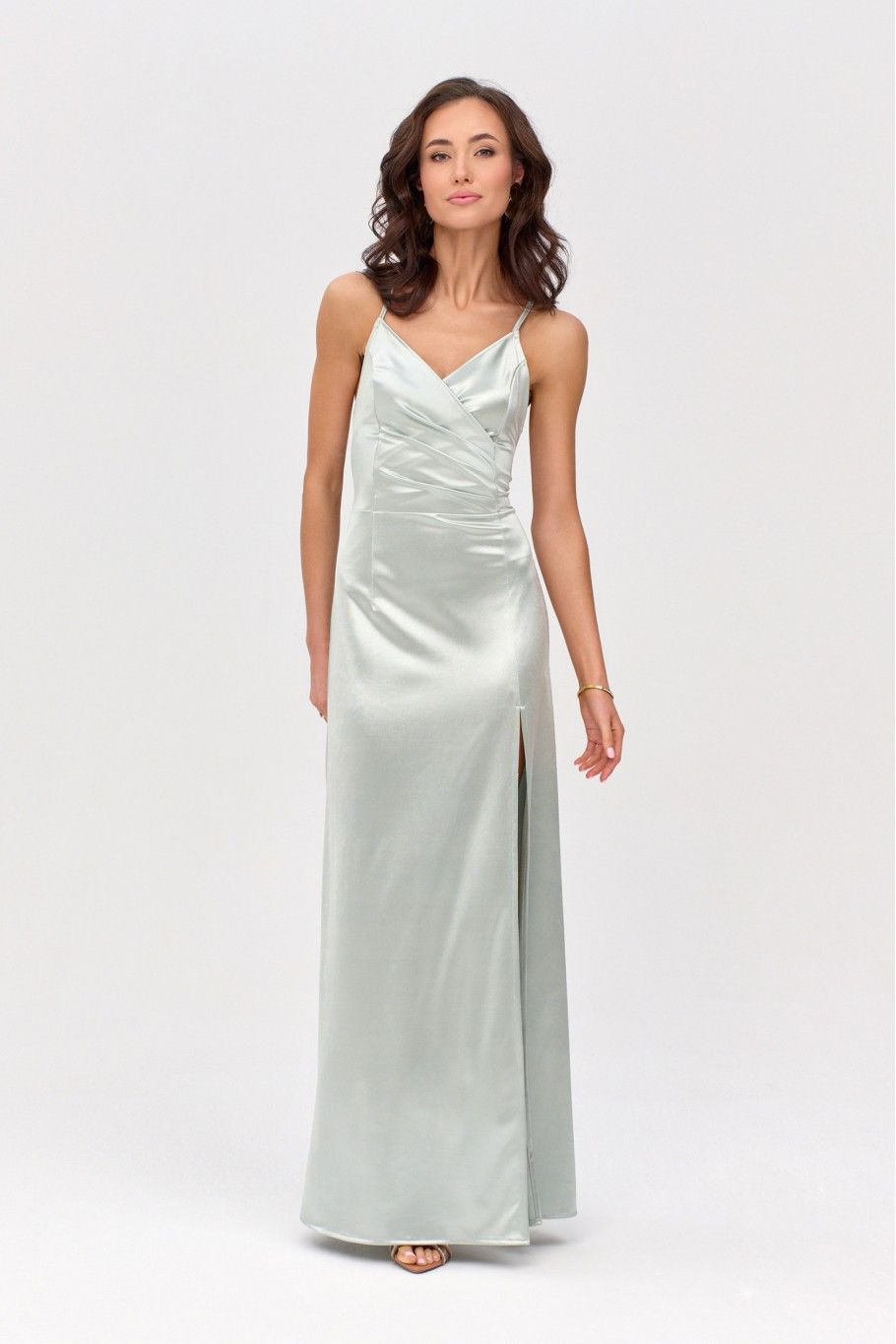 Szatén maxi ruha hátul megkötős, mentazöld színben