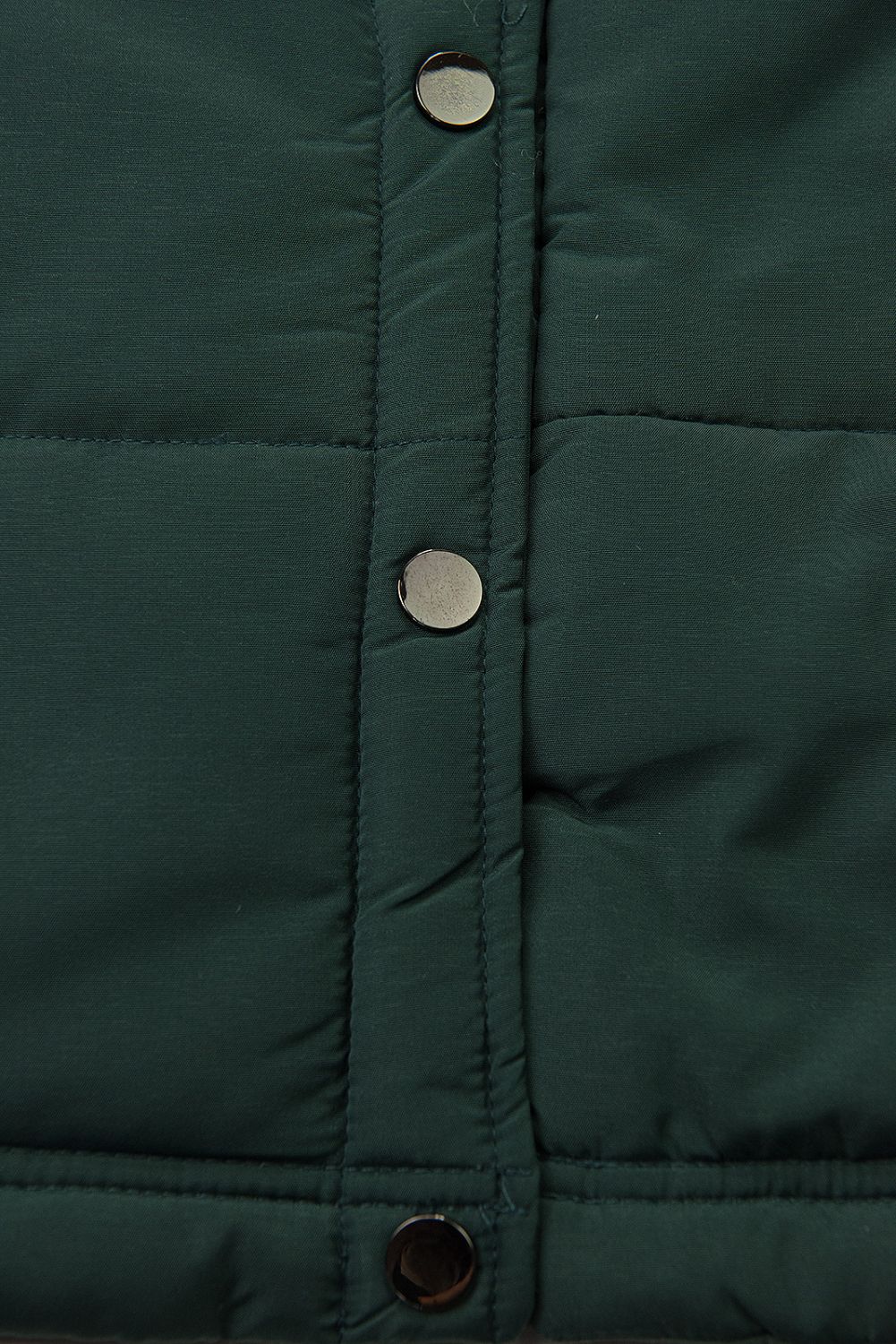 Sötétzöld színű téli kabát szürke plüssel