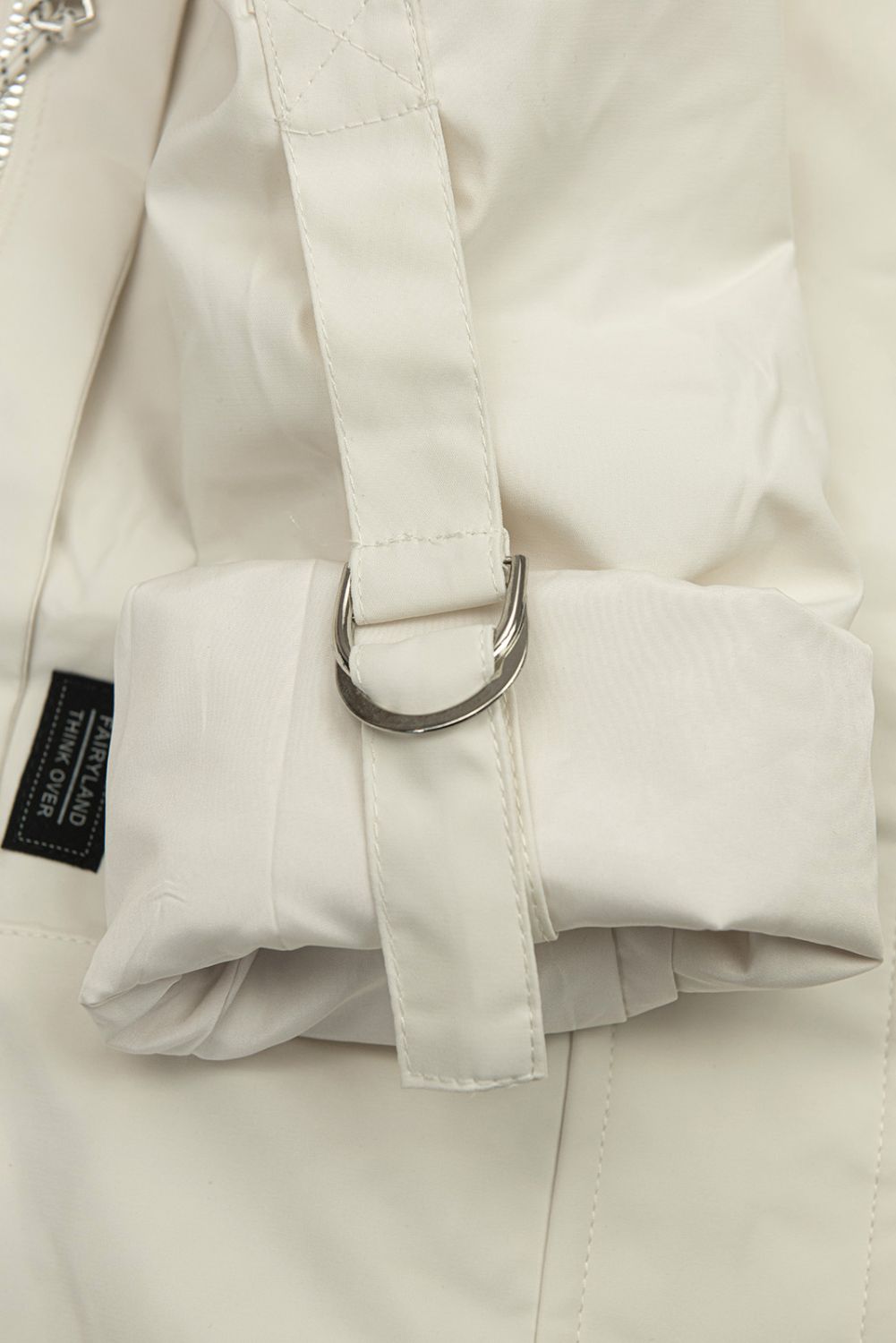 Hosszított parka mintás béléssel a kapucniban - ekrü színű