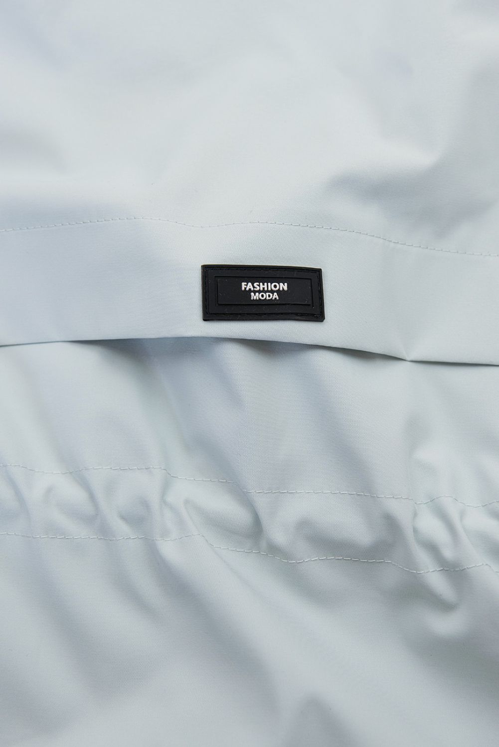 Világoskék színű parka tavaszra/őszre