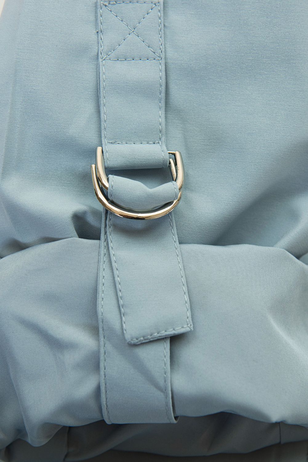 Babakék színű tavaszi parka levehető kapucnival