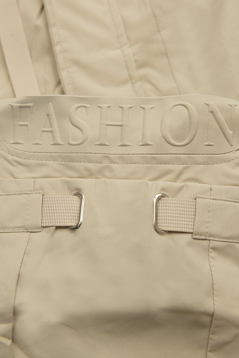 Bézs színű tavaszi parka nagy kapucnival