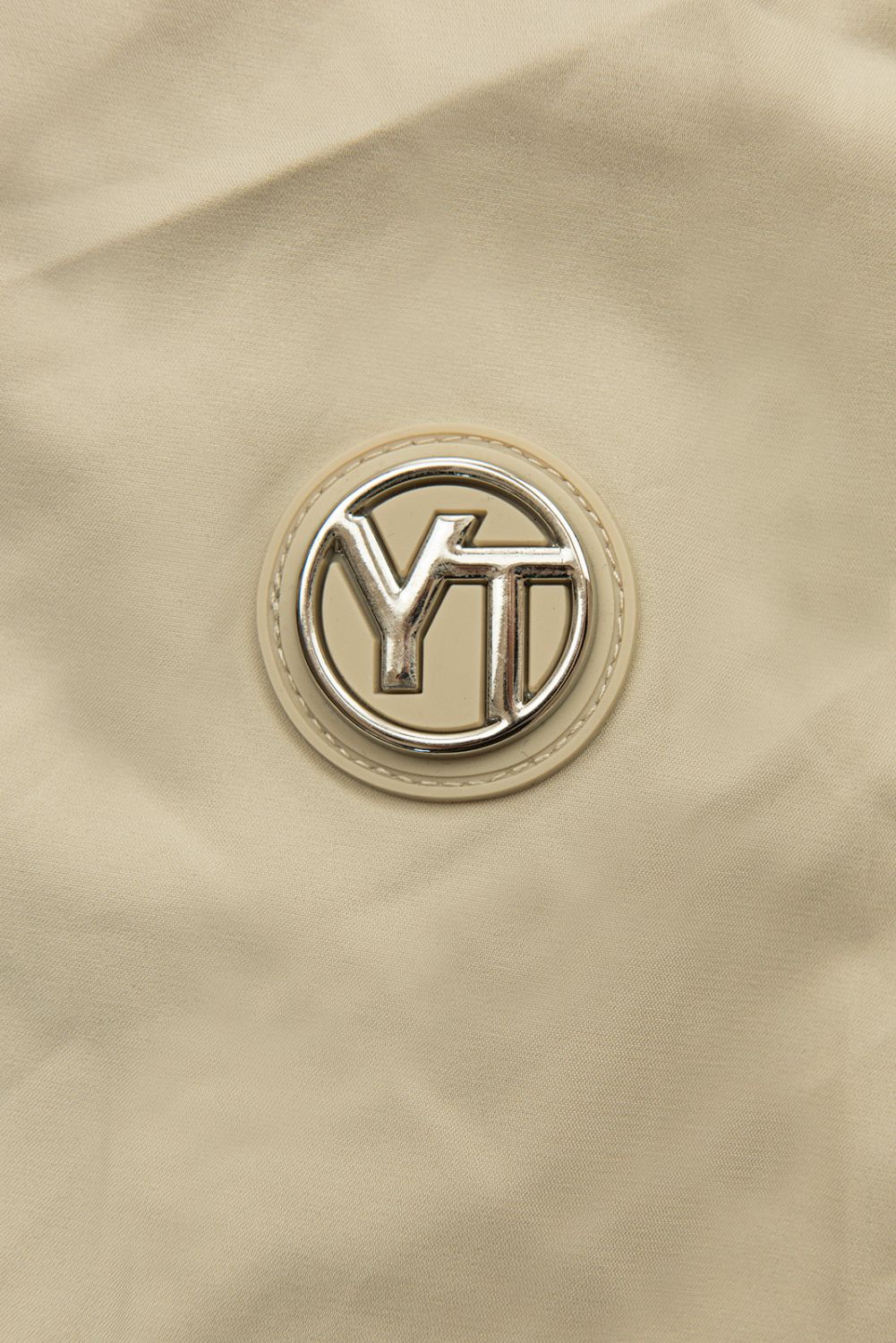 Bézs színű tavaszi parka nagy kapucnival