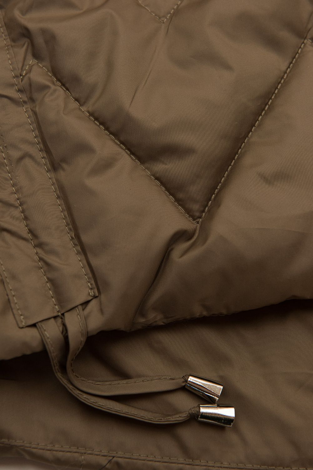 Csokoládébarna színű hosszított mellény