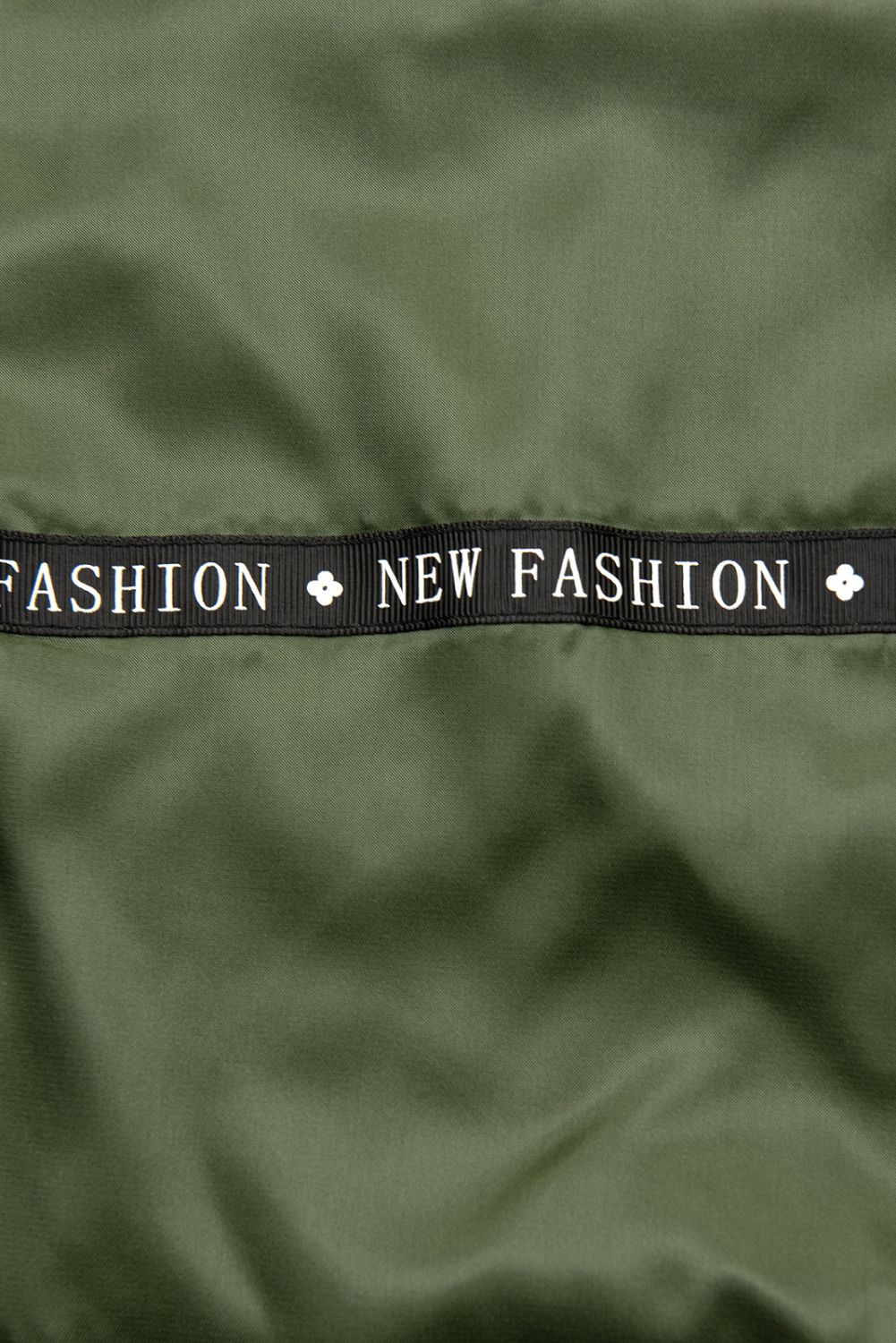 Olívazöld színű parka FASHION