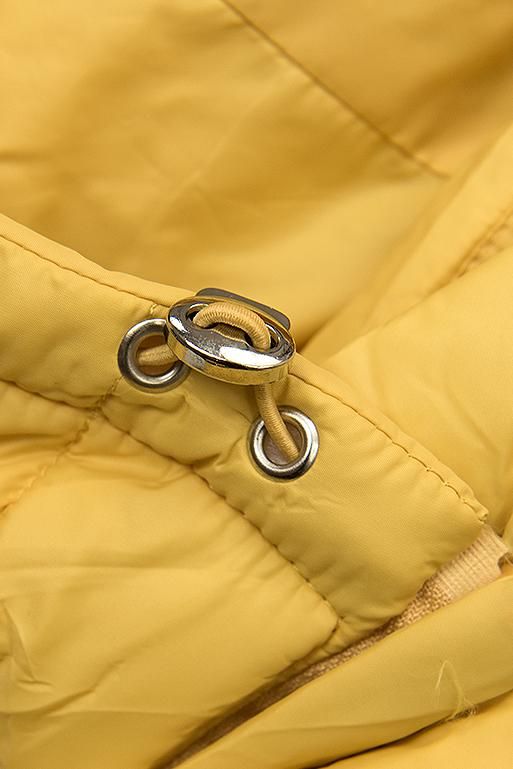 Sárga színű steppelt átmeneti dzseki