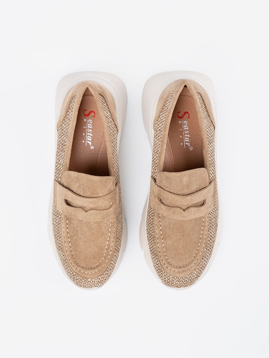 Beige félcipő vastag talppal