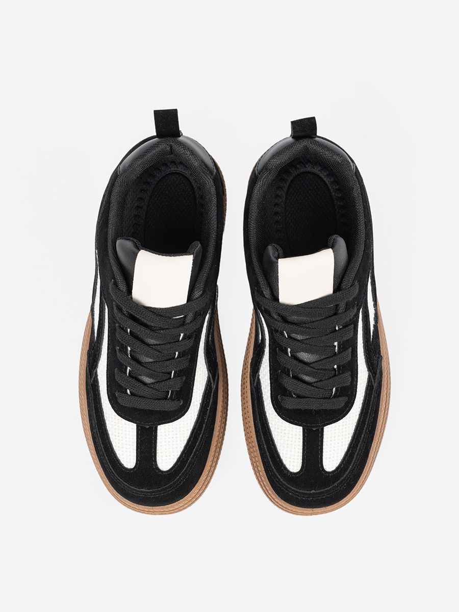 Fekete női sneakers fehér részletekkel