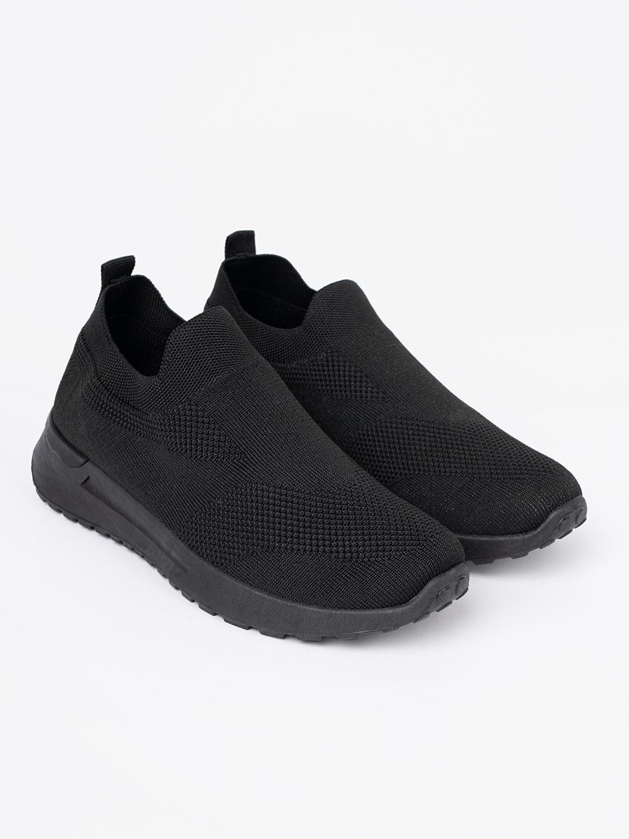 Fekete színű slip-on tornacipő