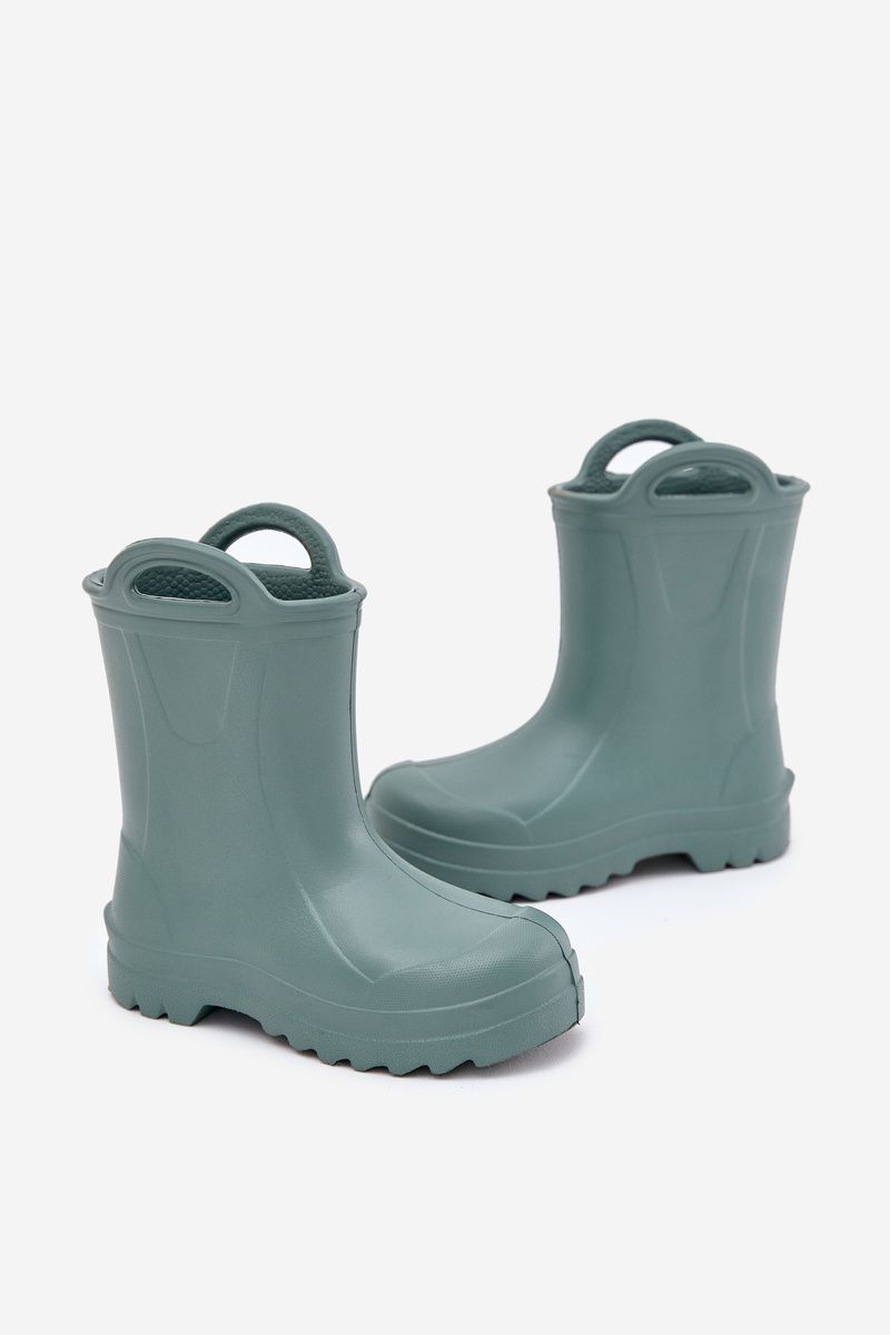 Zöld színű, habanyagból készült gumicsizma