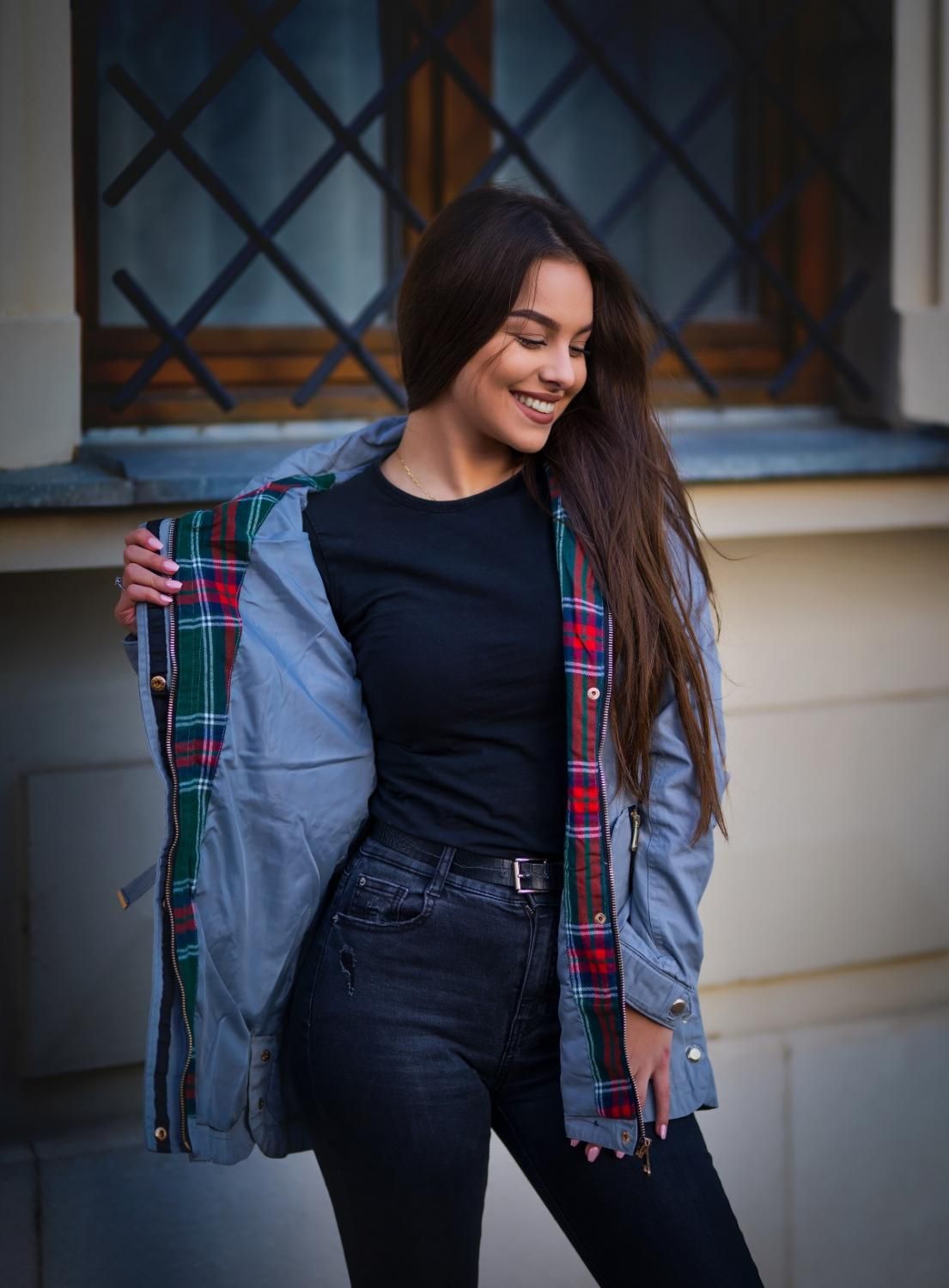 Sötétkék színű átmeneti parka kabát