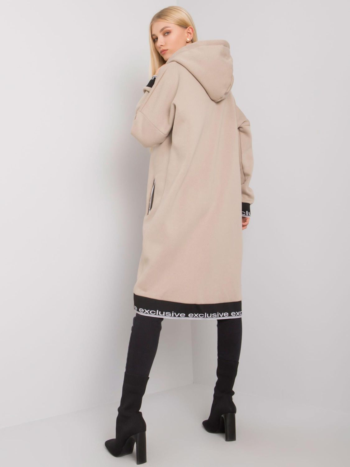 Beige női zip-es kapucnis pulóver
