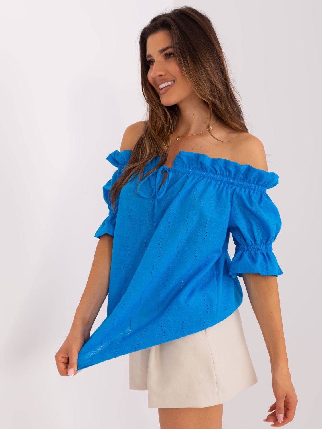 Kék színű pamut blúz off shoulder stílusban