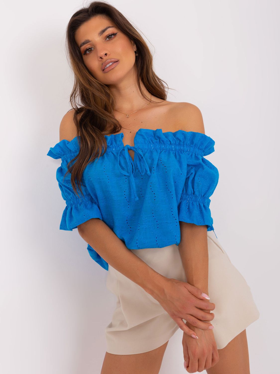 Kék színű pamut blúz off shoulder stílusban