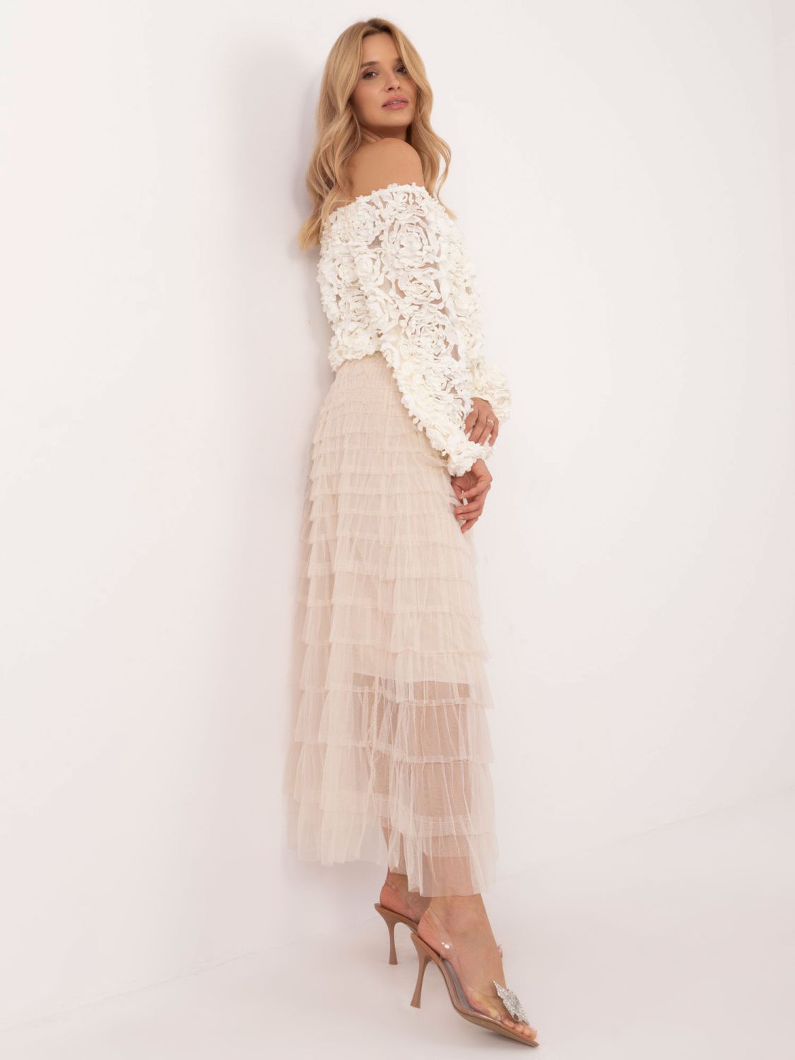 Elegáns bézs színű tüll szoknya