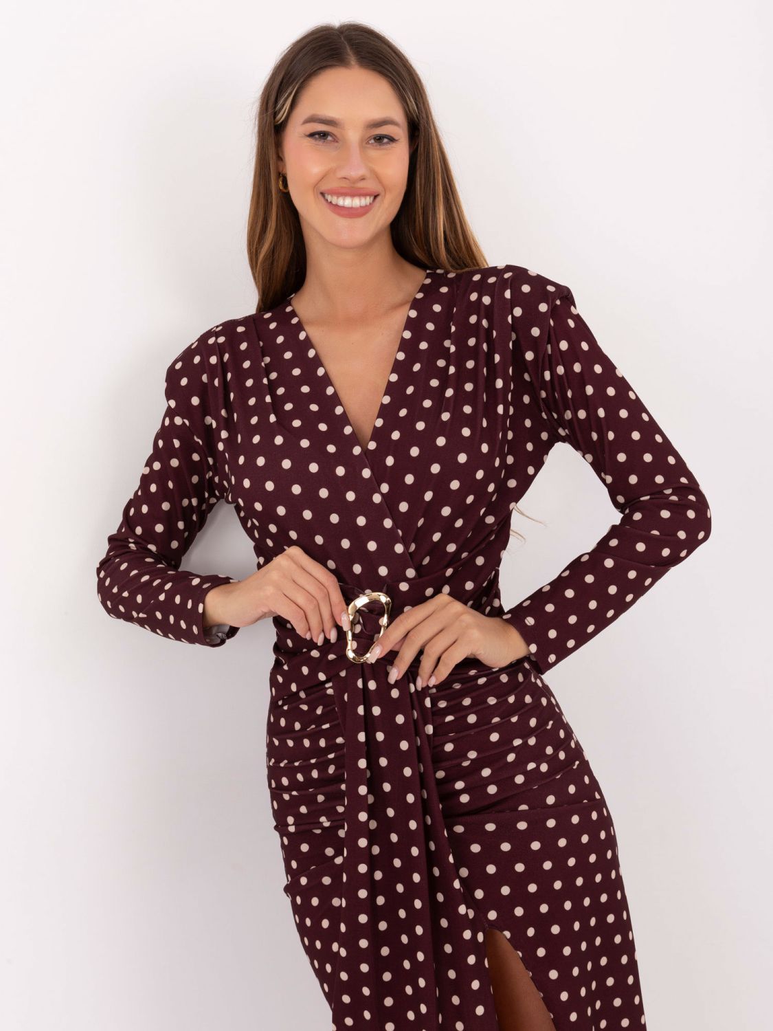 Bordó színű pöttyös midi ruha átlapolt dekoltázzsal