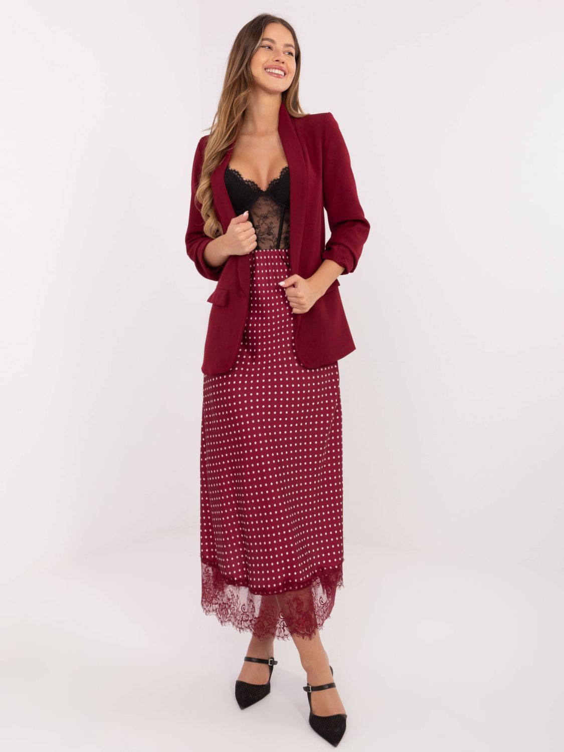 Bordó színű midi szoknya pöttyökkel és csipkével