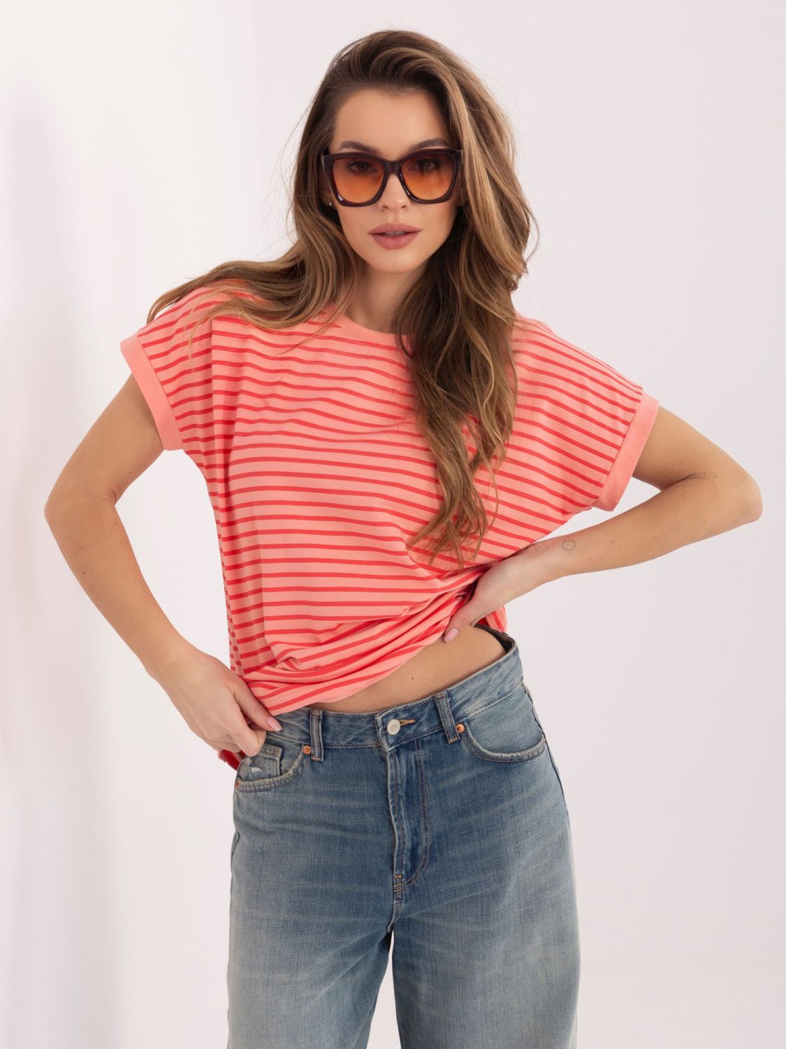 Narancssárga színű csíkos rövid ujjú póló