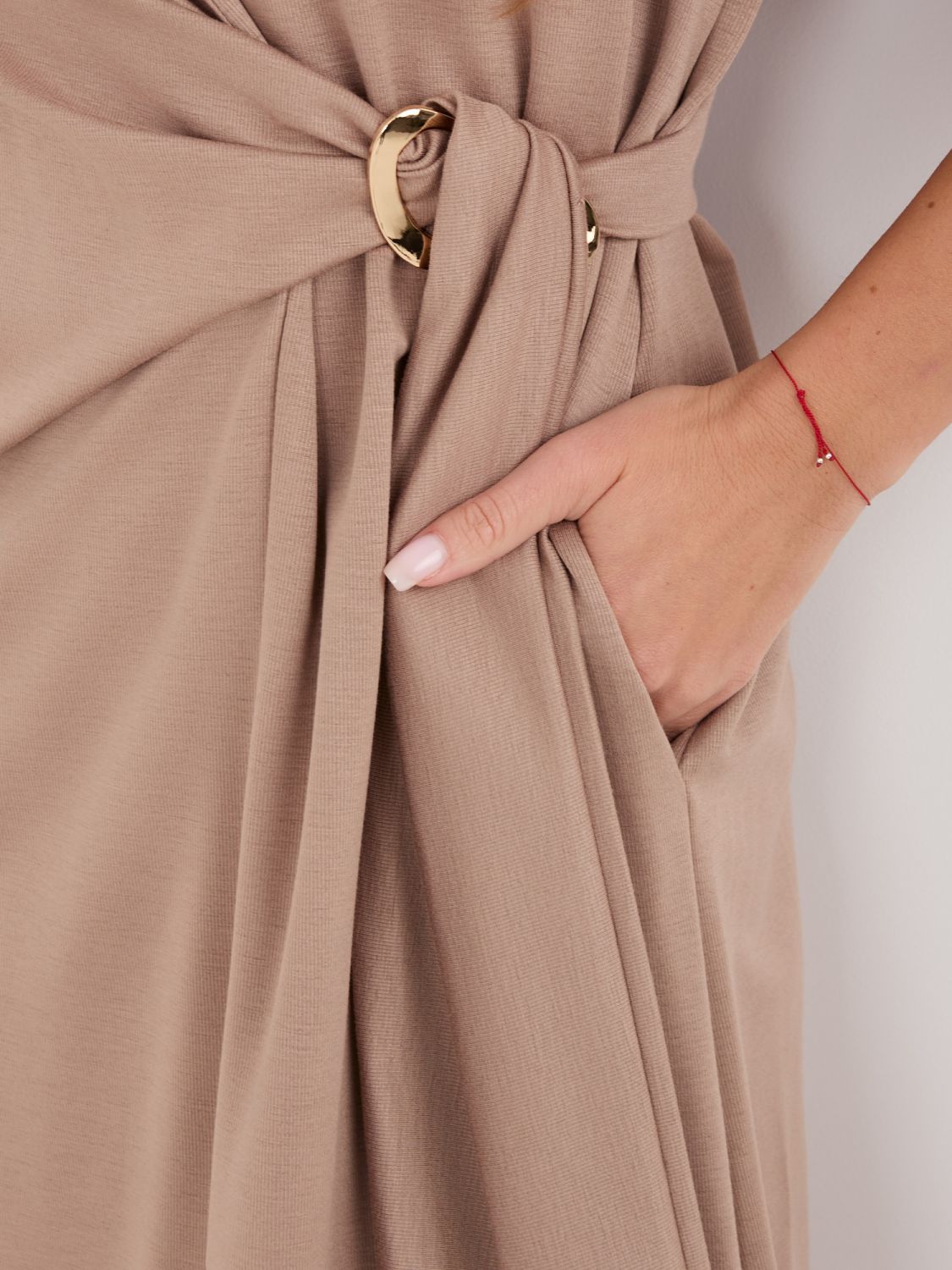 Bézs midi nyári ruha rövid ujjal