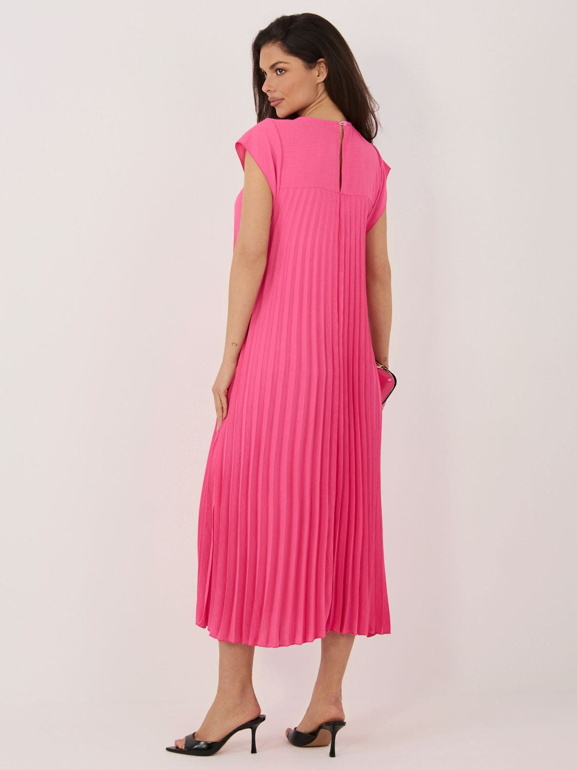 Elegáns rózsaszínű midi ruha zsebekkel