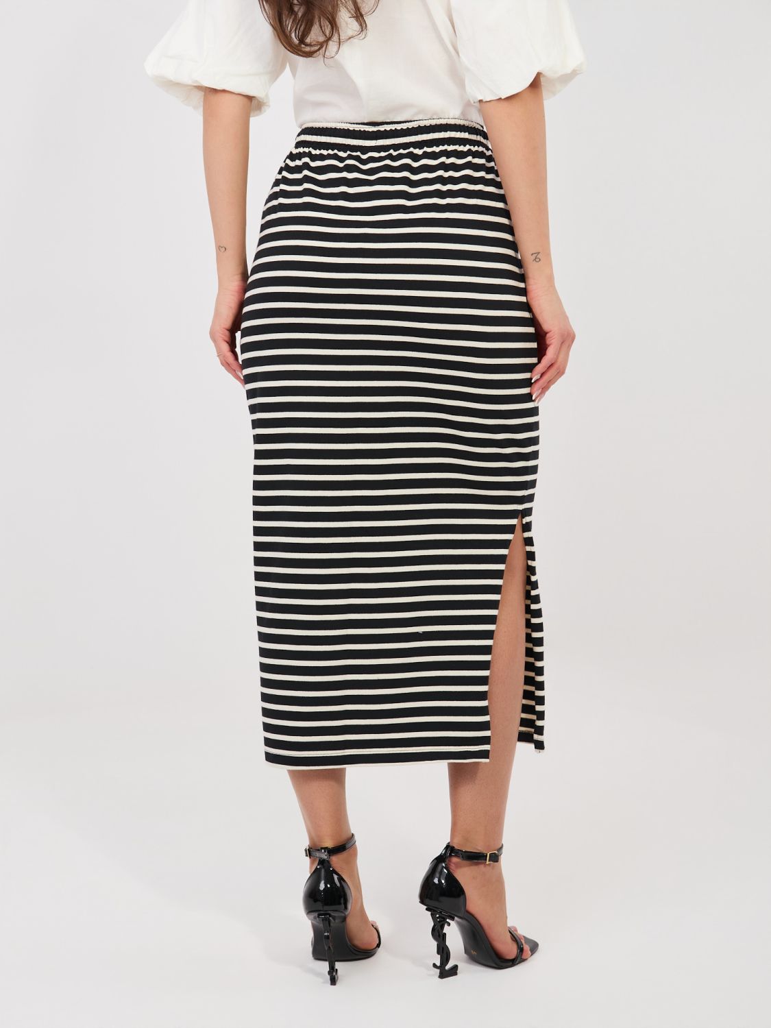 Fekete, csíkos midi szoknya zsebekkel