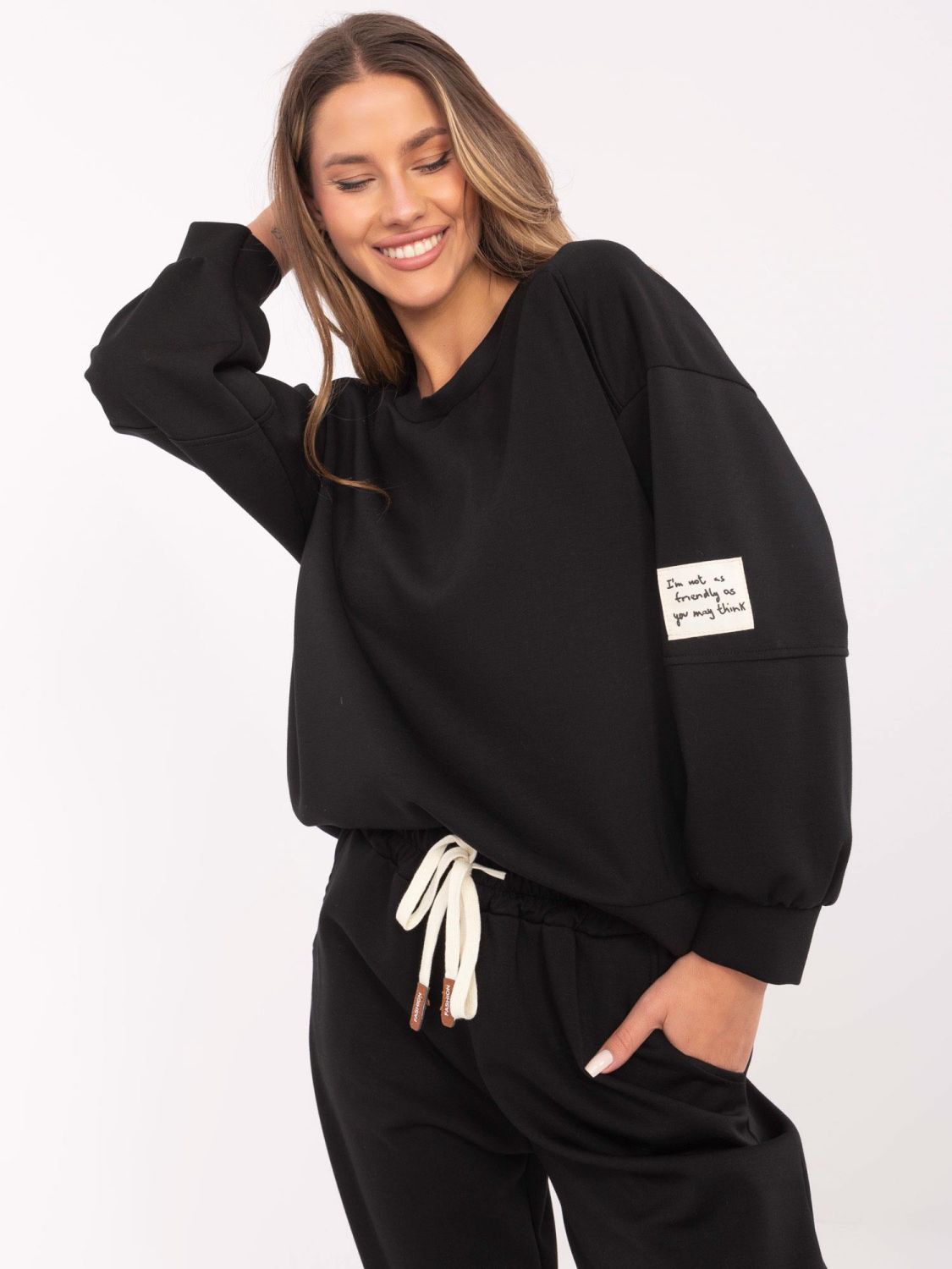 Stílusos fekete színű szett