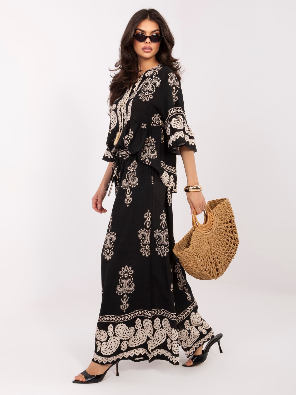 Női mintás szett megkötővel - fekete színű