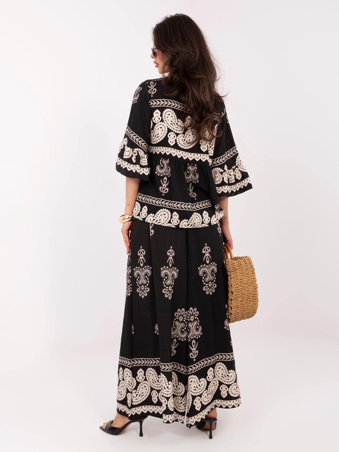 Női mintás szett megkötővel - fekete színű