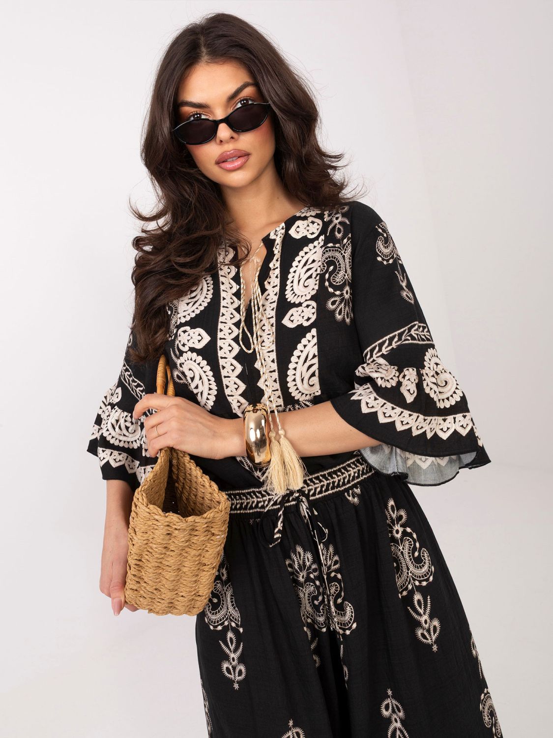 Női mintás szett megkötővel - fekete színű