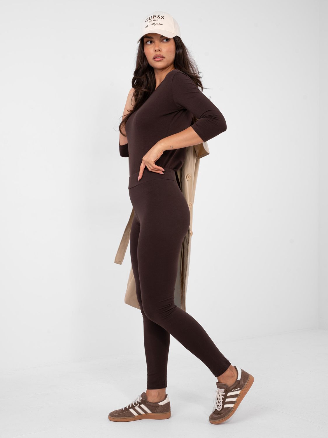 Sötétbarna pamut leggings szűk szárral