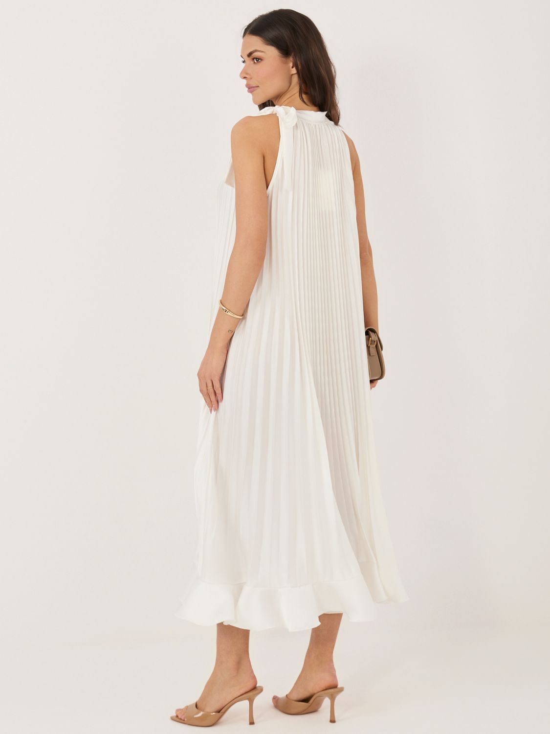 Elegáns midi ruha fodorral és megkötővel - ekrü színű