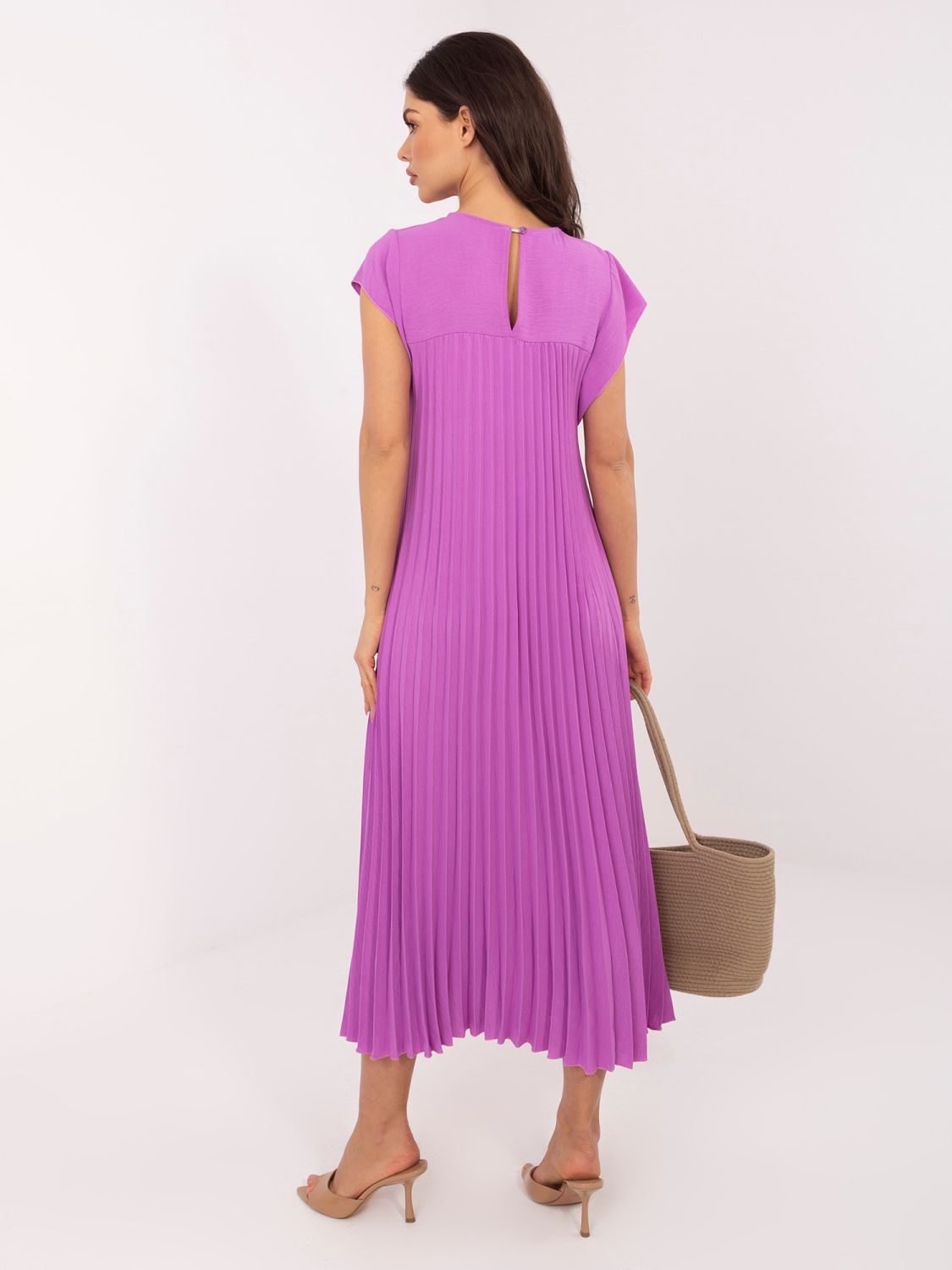 Lila színű midi koktélruha zsebekkel