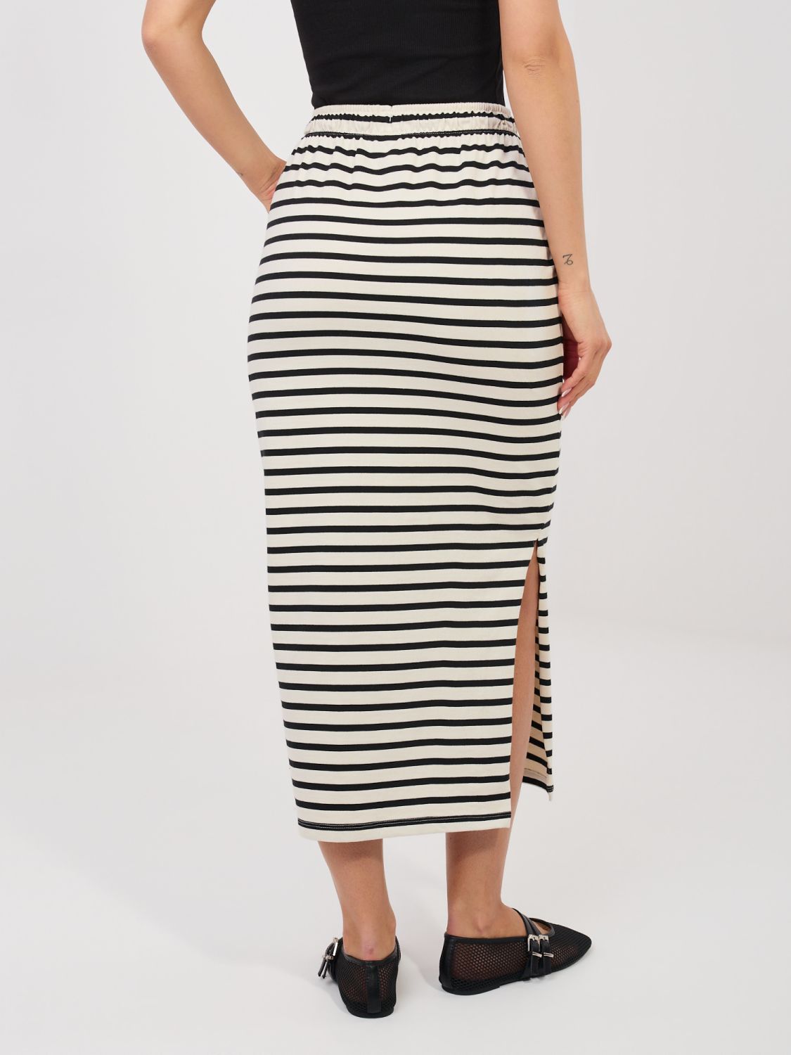 Bézs csíkos midi szoknya zsebekkel