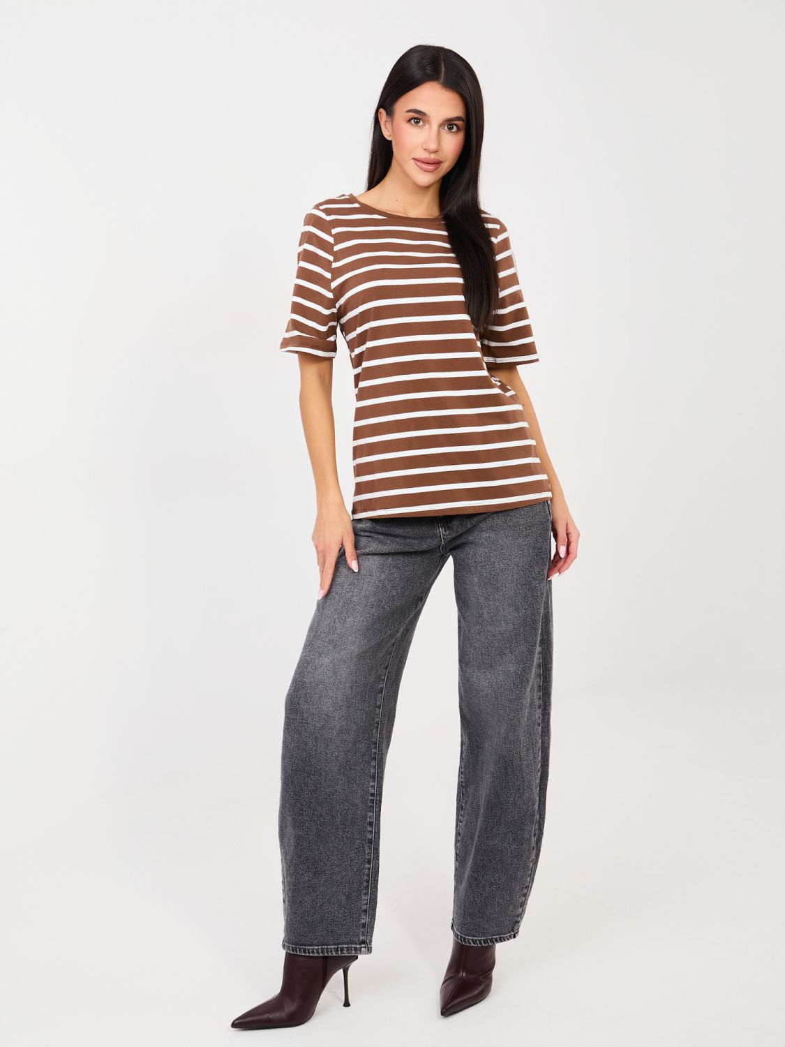 Bézs színű csíkos rövid ujjú póló